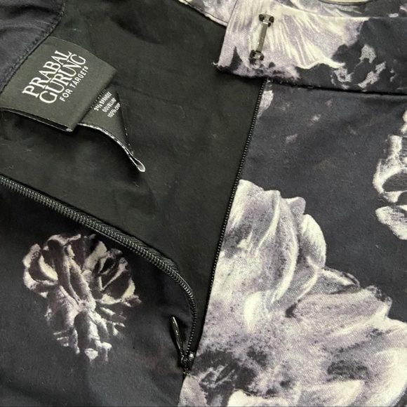 Prabal Gurung for Target skaters skirt mini floral black white size 2 - Picture 9 of 10